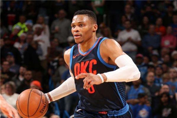 特别是当球 特别是当球