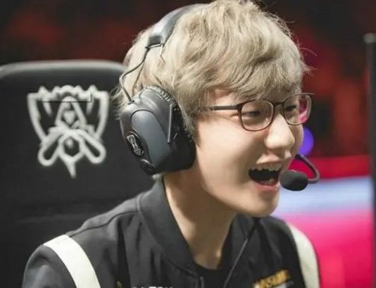 我们不仅仅 我们不仅仅