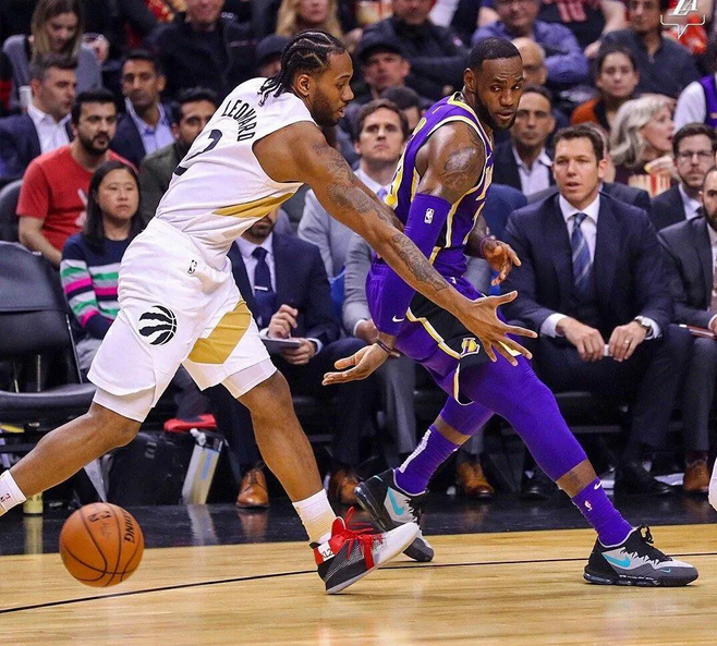 球队依旧以 球队依旧以