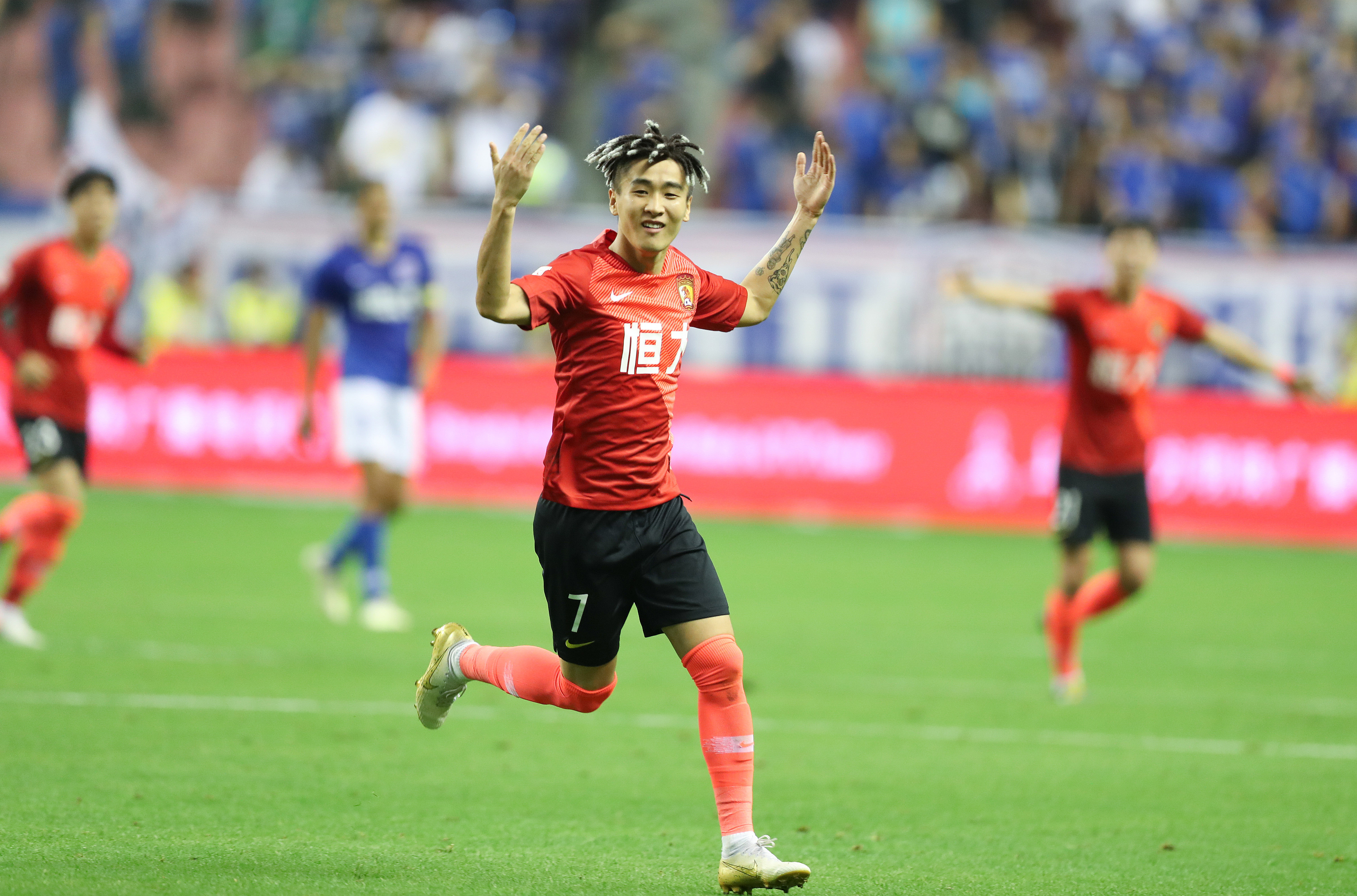 大青少年触 大青少年触